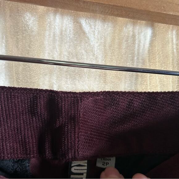 Kut from the Kloth Burgundy Plum Corduroy Cropped Trouser Pants NWT Size 2P - Picture 3 of 8